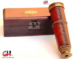 Télescope vintage en laiton massif avec loupe Télescope pirate en verre avec boîte en bois Télescope - Product Image 1