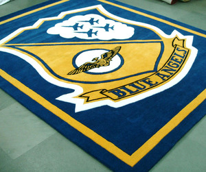 Alfombra con diseño de logotipo hecho a medida - Product Image 1