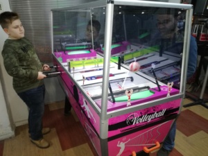 Mesa de Futbolín y Voleibol de Alta Demanda en Oferta con Características Premium - Product Image 2