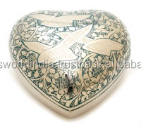 Souvenir en forme de cœur en fleurs pour crémation, fournitures pour enterrement, brasworld, inde - Product Image 4