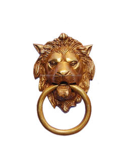 Accessoires de meubles décoratifs OMG Industries, frappe-porte en laiton antique, tête de lion personnalisée, anneau de tirage noir, frappe-porte - Product Image 4