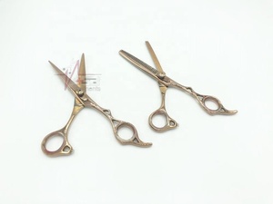 Ensemble de Ciseaux de Coiffure Professionnels en Acier Inoxydable Or Rose de 6.5 Pouces, Coupe de Cheveux, Amincissement, Beauté Sharp - Product Image 4