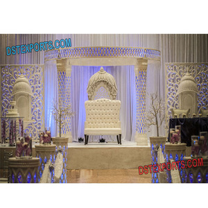 Ensemble de Mandap en Cristal Professionnel Dreamy Palazzo pour Mariage et Cérémonie, Décoration Moderne Légère et Luxueuse en Fibre de Verre - Product Image 1