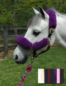 Licol de cheval rembourré en vison de luxe doux style selle australienne fausse fourrure avec matériel argenté réglable en nylon - Product Image 5