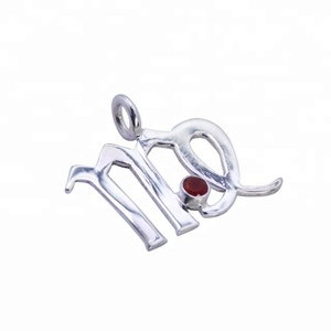 Bijoux en argent sterling gravé pendentifs en cornaline et pierres précieuses pendentifs indiens en gros bijoux fins en argent et breloques - Product Image 1