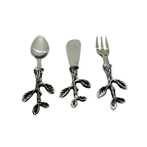 ชุดโต๊ะรับประทานอาหารสำหรับตกแต่งโต๊ะรับประทานอาหารอลูมิเนียมมีดีไซน์ใบไม้ชุดชีสดีไซน์แบบราชวงศ์ชุดโต๊ะรับประทานอาหารชุดที่เกลี่ยชีส - Product Image 2