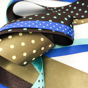 Cinta de satén de lunares para el lazo del pelo n. ° 6125 - Product Image 1