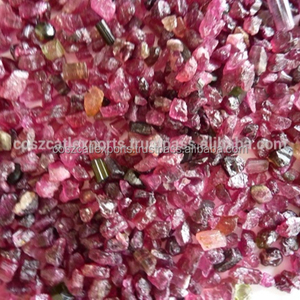 Piedras sin cortar en bruto turmalina natural - Product Image 1