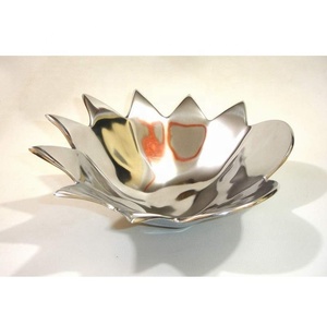 Hot Vantage Premium Fantaisie Luxe Unique Moderne Fruits Plat De Service Bol pour Fruits En Métal Servir Fleur Forme Bol De Service Alimentaire - Product Image 1