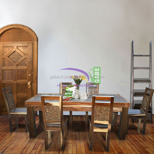 Table à manger en bois de style moderne Coin Suar Mobilier de maison naturel Ensemble de salle à manger élégant - Product Image 1