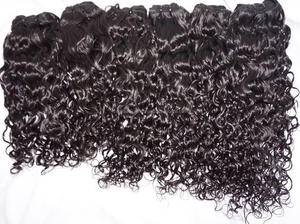 Haute qualité 100% brut indien cheveux bouclés Machine trame faisceaux sans couture armure aligné cuticules non transformés Temple Extensions de cheveux - Product Image 2