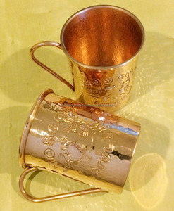 Taza de cobre para Moscow Mule en forma de cilindro - Product Image 1