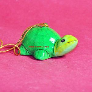 Adorno Colgante en Forma de Tortuga Pintado a Mano, Decoración Animal Artesanal de Papel Maché, Recuerdo Único de Tortuga Hecho a Mano - Product Image 3