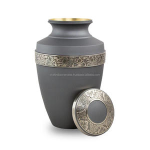 Urna de cremación de latón más vendida para adultos y Mascotas - Product Image 1