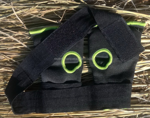 Équipement de boxe et protection Gants intérieurs rembourrés en fibre de carbone tissée en gel d'entraînement avec enveloppes extensibles pour les mains Fermeture à crochet et boucle - Product Image 4