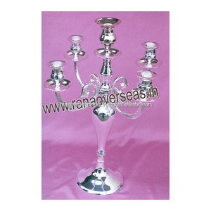 Bougeoir en métal plaqué argent de la meilleure qualité avec cinq bras pour la décoration d'événements de mariage et de fête - Product Image 2