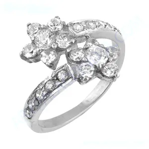Nuovo Design per le signore CZ anello di pietra 925 personalizzato in argento Sterling anelli di lusso zircone smeraldo anello di vendita caldo