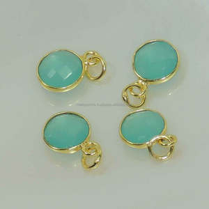 Pequeñas piedras preciosas Perú Calcedonia encantos 8MM forma redonda bisel hecho a mano minimalista encanto colgante DIY hacer joyería encontrar colgante - Product Image 1