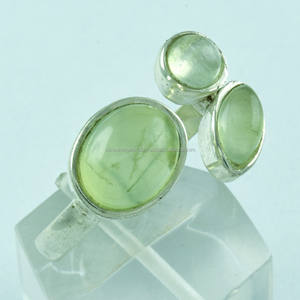 แหวนพลอยเงินสเตอร์ลิง925แฮนด์เมดหินพรีไนท์สีเขียวสวยสำหรับงานแต่งงานหรือวันครบรอบ - Product Image 2