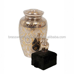 Dynasty Silver Gold American Style Metal Cremation Urn para adultos Suministros funerarios de latón y metal con caja de Brassworld India - Product Image 1