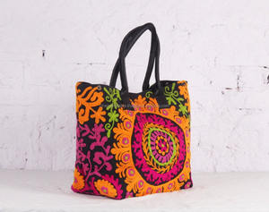 Indien gitane Hobo Suzani brodé femmes décontracté fourre-tout fil de laine fermeture à glissière sac à main sac à main avec chaîne décoration - Product Image 5