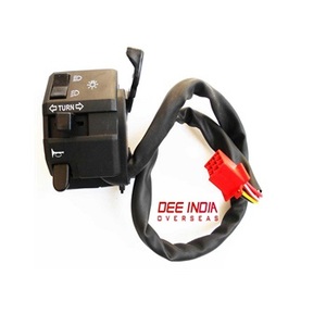 Interruptor de Control del Manillar Izquierdo para Motocicleta Bajaj Caliber |   Conjunto de Interruptor de Luz e Intermitente LH, Repuesto OEM - Product Image 1