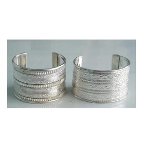 Bracelets en laiton de haute qualité finition argent antique Bracelets indiens en métal Bracelets plaqués argent Bijoux de mode - Product Image 5