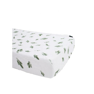 Drap-housse pour lit de bébé avec étiquette et emballage de logo privé personnalisés Fabricants de draps de lit de bébé indiens certifiés GOTS - Product Image 1