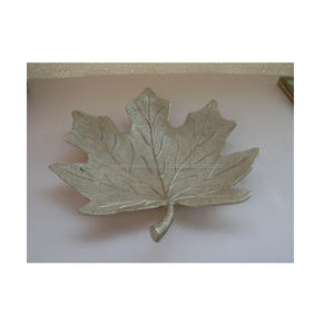 Plateau de service alimentaire en métal nouveau style décoratif moderne pour la décoration de table à manger thé café fruits forme ronde avec logo personnalisé - Product Image 2