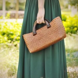 2019 venta al por mayor de moda jacinto de agua bolso de hombro de paja hecho a mano tipo de cierre abierto colección de verano - Product Image 5