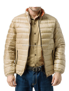 Chaqueta acolchada de invierno de estilo informal para hombre, cuello levantado ligero de alta calidad, capucha personalizada, punto de lana con cremallera acolchada - Product Image 3