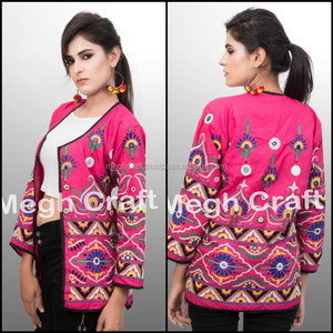 Veste Kutch élégante pour femmes designer indien broderie travail bohème respirant écologique grande taille vêtements de fête d'hiver - Product Image 3