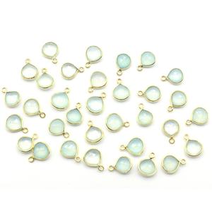 Calcédoine naturelle Aqua en forme de coeur Lunette en argent sterling 925 Pendentif plaqué or 18 carats Fabrication de bijoux faits à la main - Product Image 1