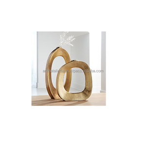 HIGH QUALITY WEDDING FLOWER <b>VASE</b> METAL NEW METAL FLOWER <b>VASE</b> FOR HOME <b>DECORATION</b> NEW LOOK IN METAL FLOWER <b>VASE</b> - Product Image 4