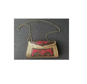 Pochette de soirée en maille diagonale Sac à main à bas prix de LUXURY CRAFTS - Product Image 1