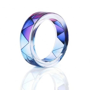 กำไลแฟชั่นสไตล์อินเดียสำหรับสุภาพสตรีทำจากเรซินหลากสีสำหรับงานปาร์ตี้ - Product Image 2