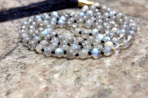 Collar de cuentas Mala de labradorita de alta calidad, borla de seda anudada a mano, joyería de Yoga de cristal curativo Unisex, aniversario de mujer - Product Image 5