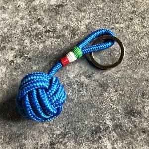 Porte-clés - Anneau porte-clés « Pouing de singe » |   SediciNodi ITALY |   Cordon nautique fait main, magie artisanale - Product Image 1