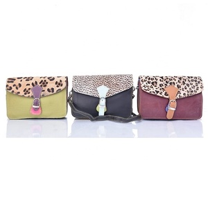 Petit sac fait main en cuir véritable imprimé animal vintage fermeture à glissière mode sangle unique automne antivol printemps - Product Image 1
