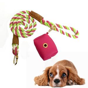 Dispensador de bolsas para excrementos de perro, conjunto de correa de cuero genuino de PU, tela de lona vegana, productos de lujo para perros, naranja - Product Image 2
