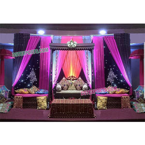 Ensemble de scène de nuit Mehndi avec balançoire et parapluies thème Punjabi scène Mehndi tendance meilleur prix ensemble de scène musulman Mehndi décor Royaume-Uni - Product Image 1