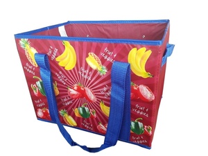 Bolsa de compras no tejida PP de caja plegable de 110gsm con remache de Vietnam con uso de supermercado de mango largo impreso en huecograbado - Product Image 4