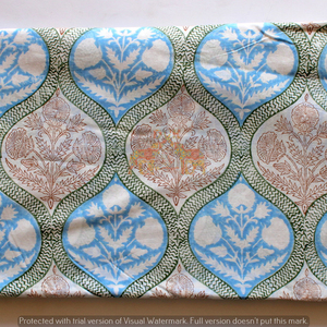 Tissu en coton imprimé floral fait à la main de haute qualité, tissu teint à la main naturel léger pour les chemises des filles - Product Image 5