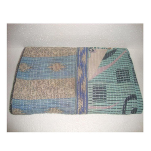 Queen Vintage Kantha edredón Reversible venta al por mayor lote Kantha edredón manta colcha ropa de cama Bohemia Hotel playa edredón - Product Image 1