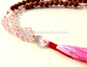 Collar Largo de Cuentas Mala de 108 Cuentas, Cuarzo Rosa Rudraksha de 8mm, Facetado, con Borla Anudada, Joyería Artesanal de Piedras Preciosas, Tercer Grado - Product Image 2