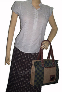 Lowell Canvas Shopping <b>Bag</b> Geometric Pattern Magnetic Closure Hand Length Handle <b>Medium</b> <b>Size</b> Daily Use From Delhi Model JHB04394 - Product Image 6