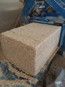 Copeaux de bois de pin pour l'engraissement des animaux - Product Image 3