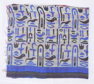 Foulard indien réversible en soie Kantha avec motif brodé - Product Image 3