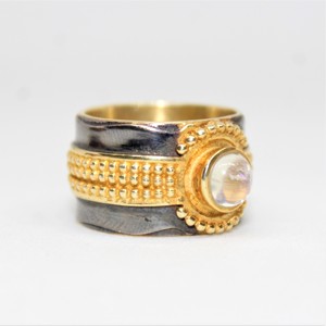 Beautiful Wholesale Price New Collection 925 Sterling <b>Silver</b> Rainbow Moonstone Gold Plated <b>Band</b> <b>Ring</b> - Product Image 2