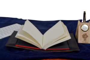 Diario de Cuero Genuino Hecho a Mano Mayorista Hermoso Diseño de Tira Estrella Clásico Tapa Dura Cuaderno Diario Páginas Sin Forro - Product Image 3